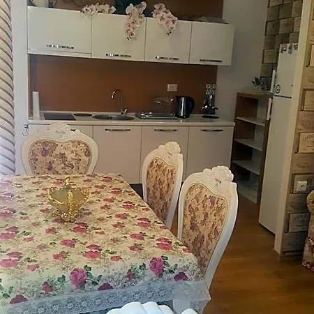 суит хоумс 3 *